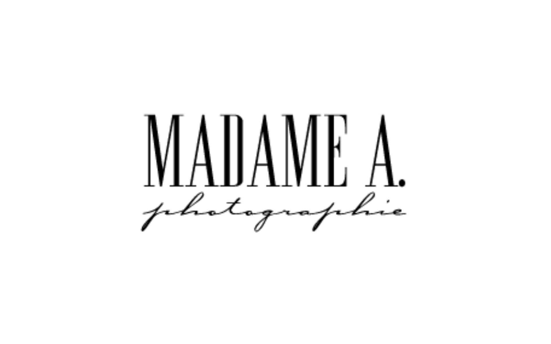 325/PRESSE_SP/Madame_A_Photographie.jpg